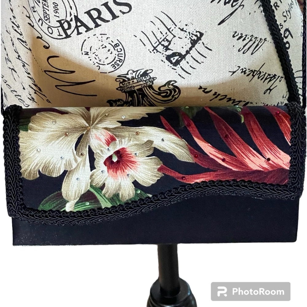 NEW Liz Soto Signatures Clutch or Crossbody Bag Tropical Print with Rhinestones